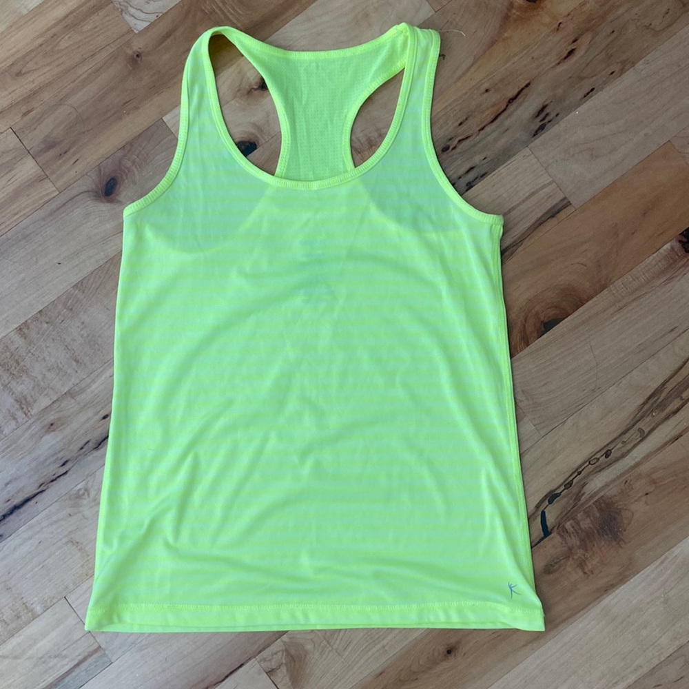 Workout tank; S